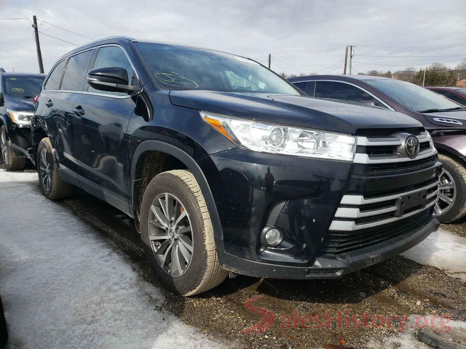 5TDJZRFH9KS923251 2019 TOYOTA HIGHLANDER