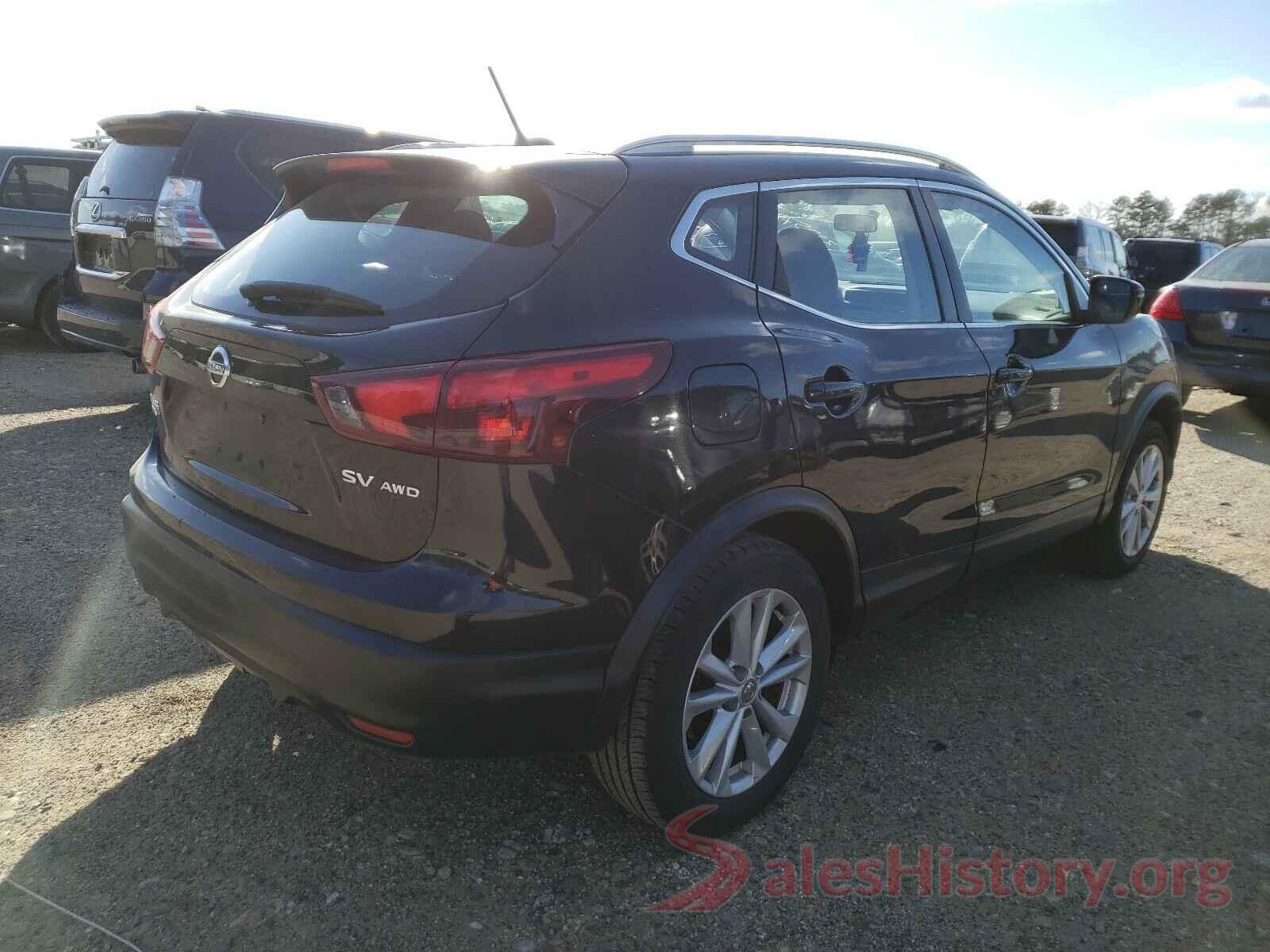 JN1BJ1CR2JW203611 2018 NISSAN ROGUE