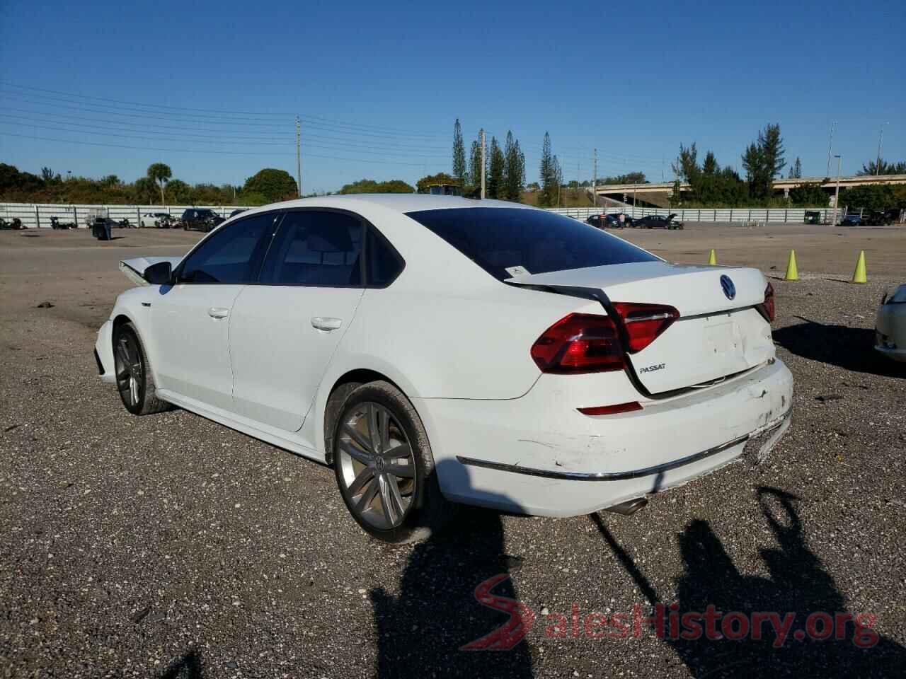 1VWAA7A39JC040724 2018 VOLKSWAGEN PASSAT