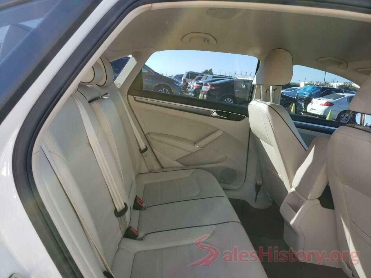 1VWAA7A39JC040724 2018 VOLKSWAGEN PASSAT