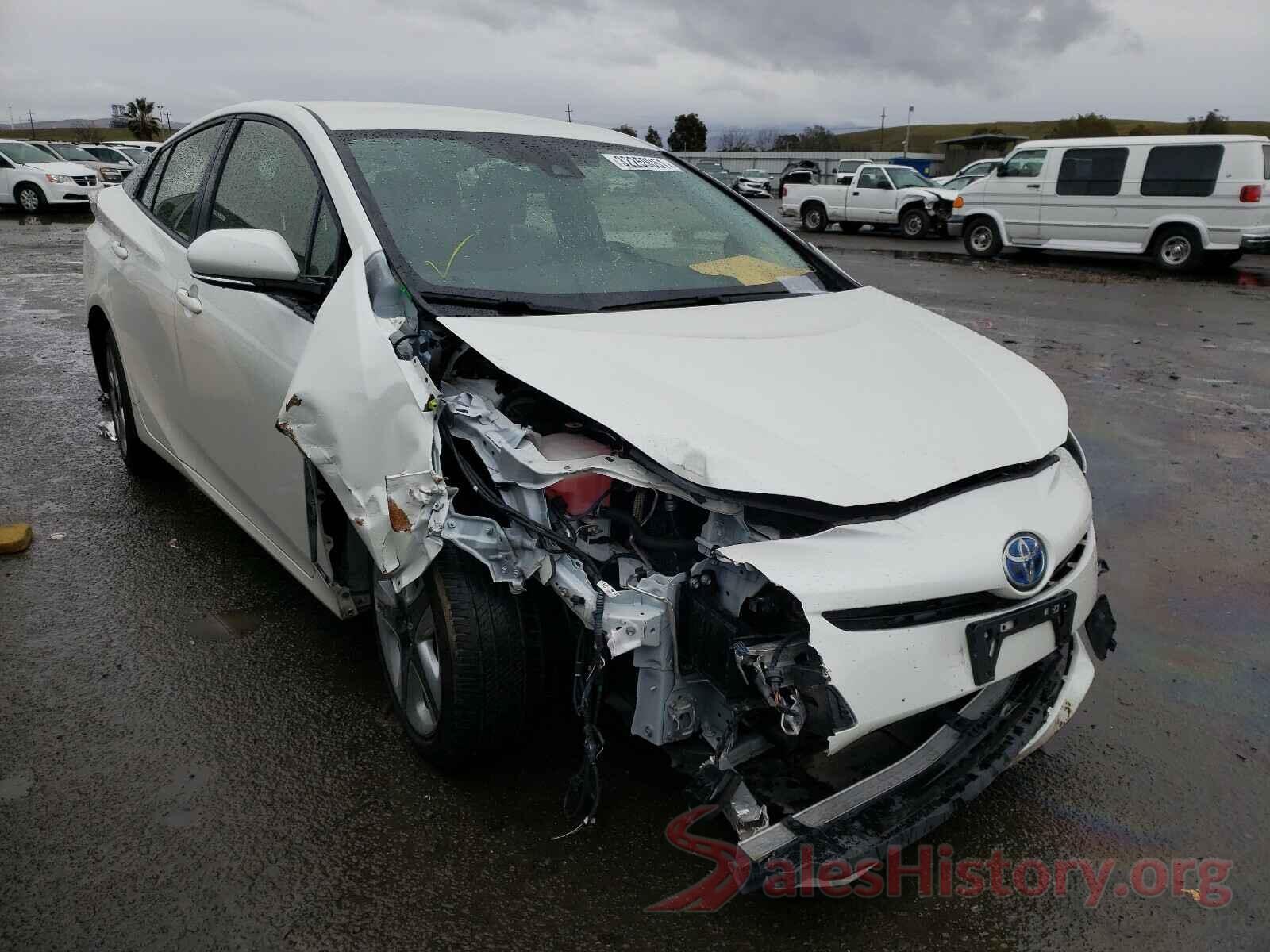 JTDKARFU8H3032869 2017 TOYOTA PRIUS