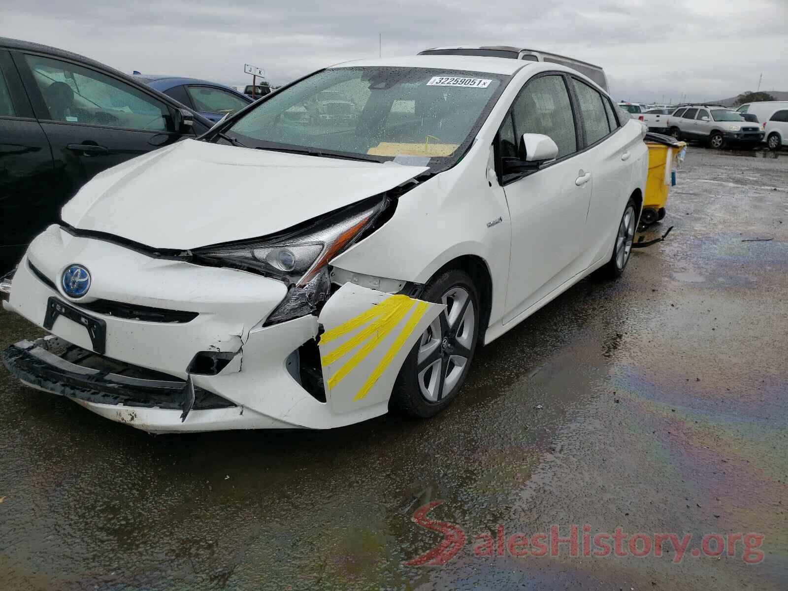 JTDKARFU8H3032869 2017 TOYOTA PRIUS