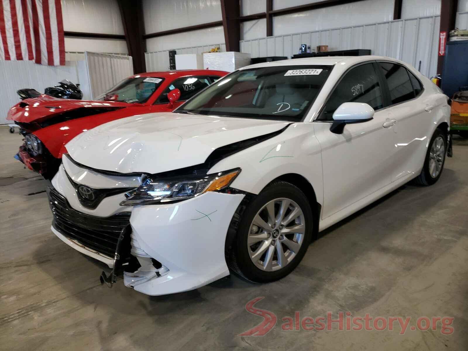 4T1B11HKXKU743662 2019 TOYOTA CAMRY