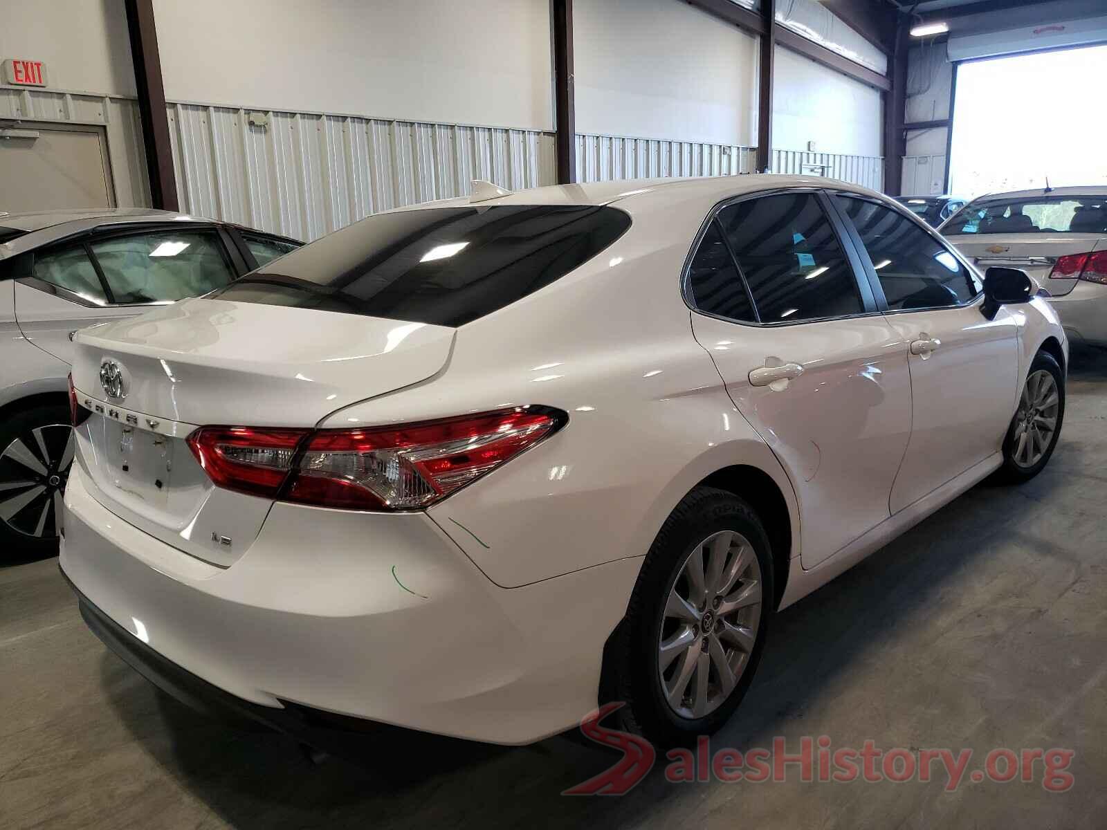 4T1B11HKXKU743662 2019 TOYOTA CAMRY