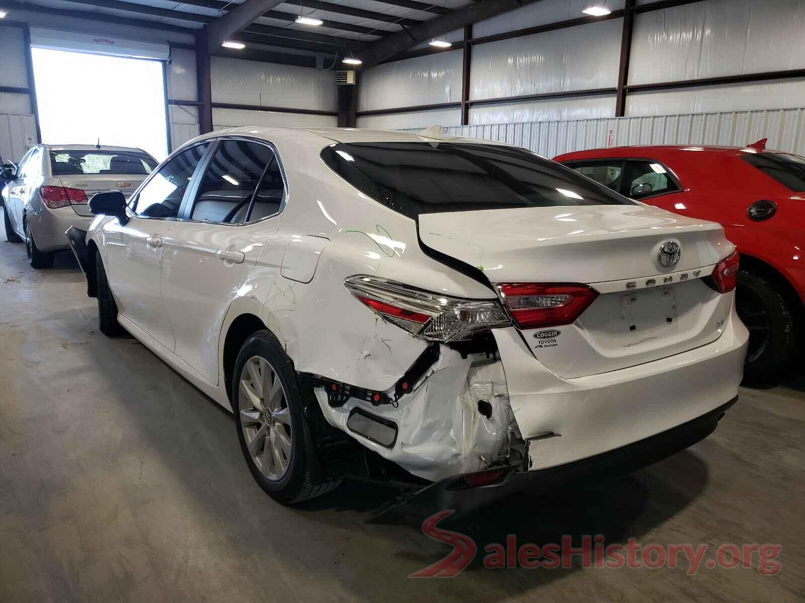 4T1B11HKXKU743662 2019 TOYOTA CAMRY