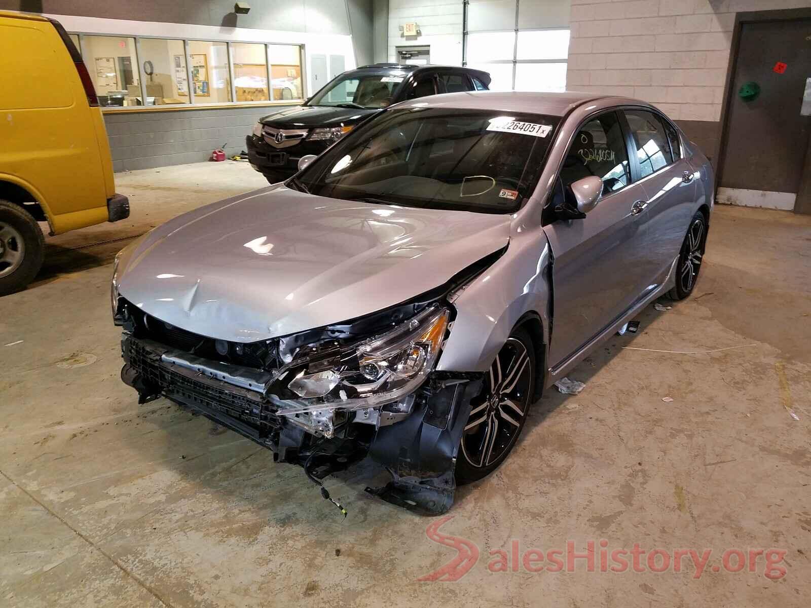 1HGCR2F54HA152694 2017 HONDA ACCORD