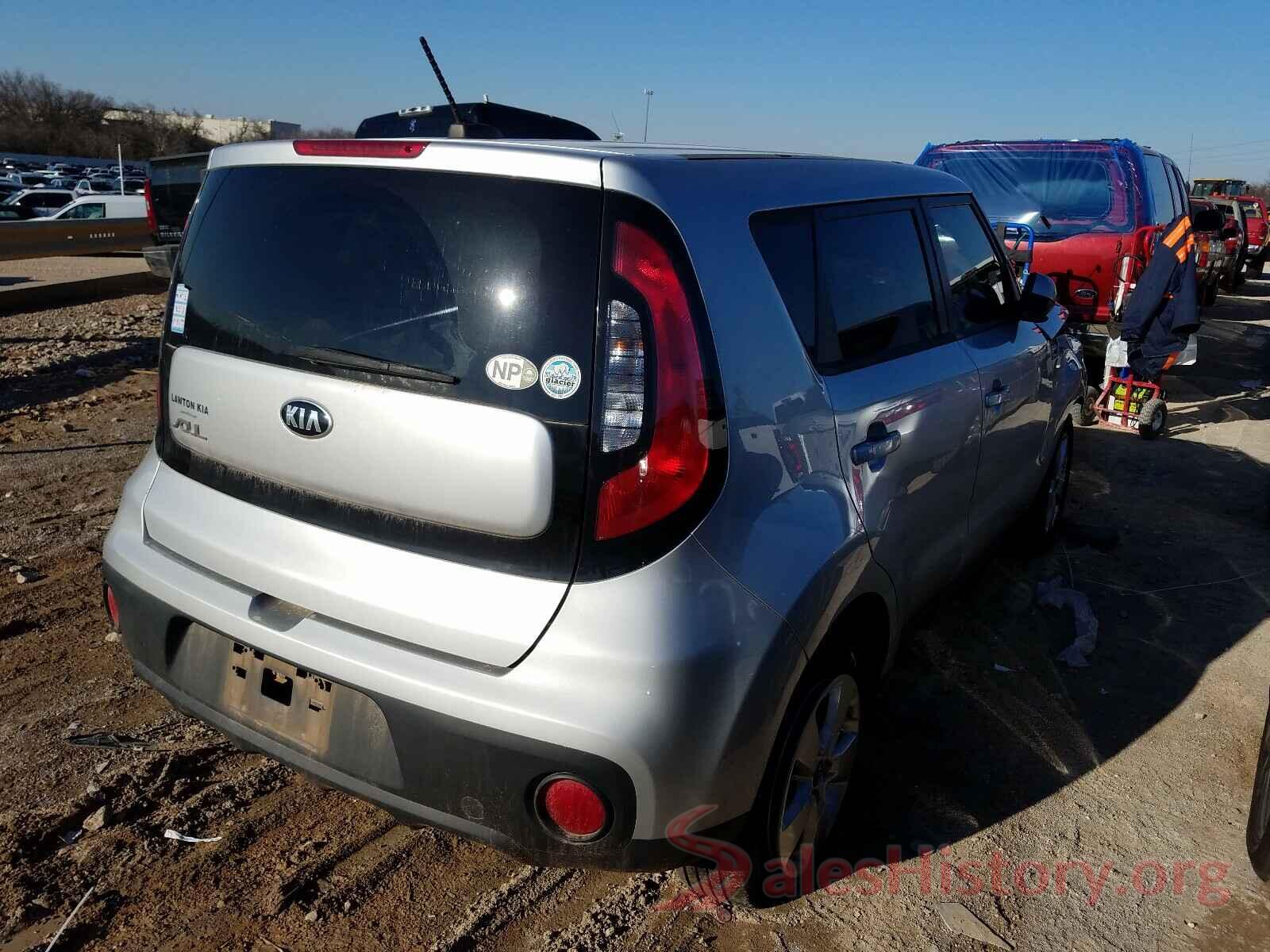 KNDJN2A20J7601578 2018 KIA SOUL