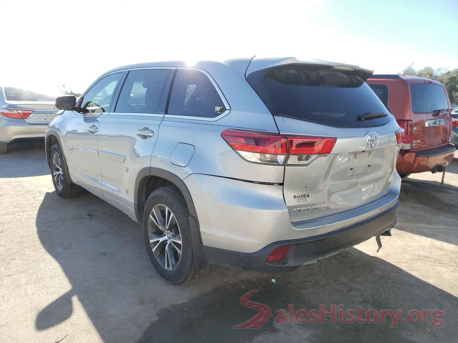 5TDZARFH6HS031140 2017 TOYOTA HIGHLANDER