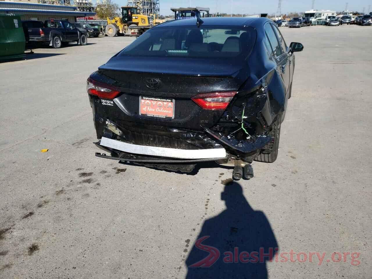 4T1G11AK7NU640753 2022 TOYOTA CAMRY