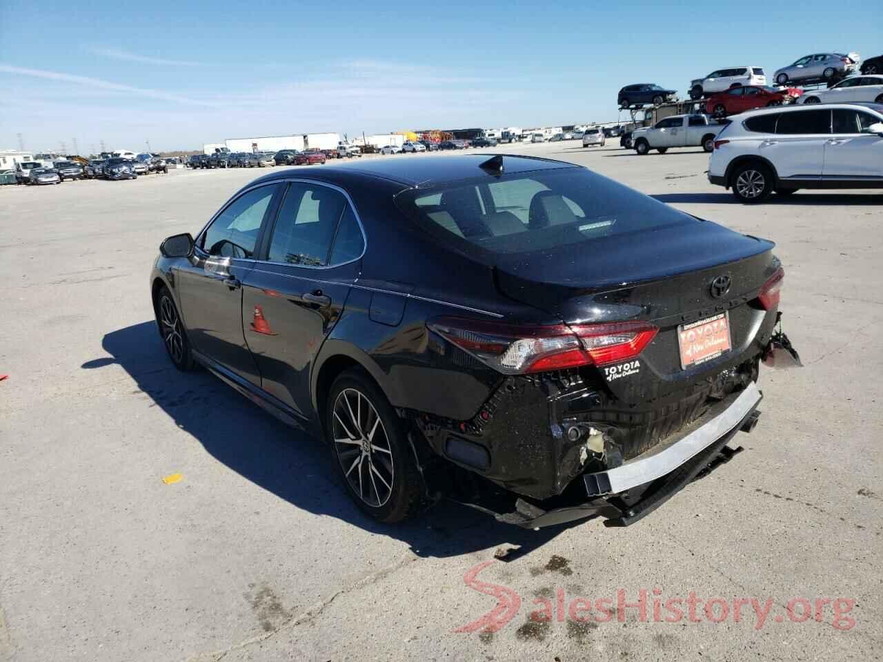 4T1G11AK7NU640753 2022 TOYOTA CAMRY