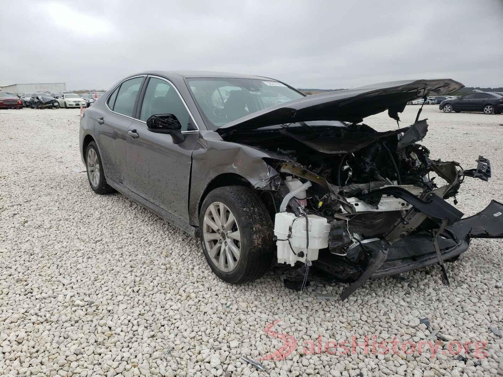 4T1B11HK0KU256504 2019 TOYOTA CAMRY