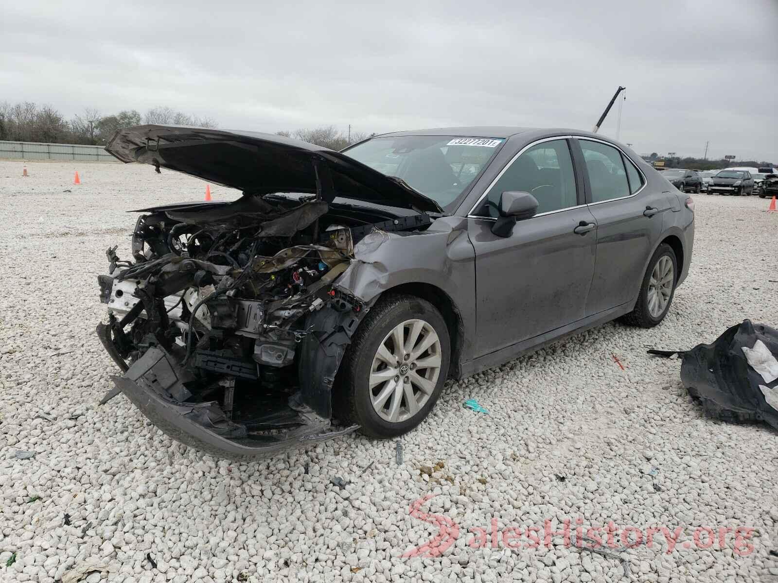 4T1B11HK0KU256504 2019 TOYOTA CAMRY