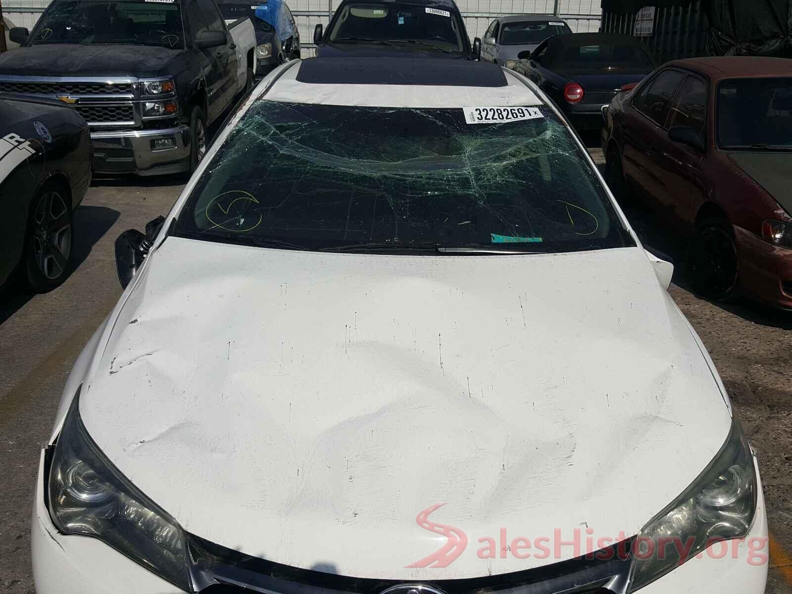 4T1BF1FK1GU218260 2016 TOYOTA CAMRY