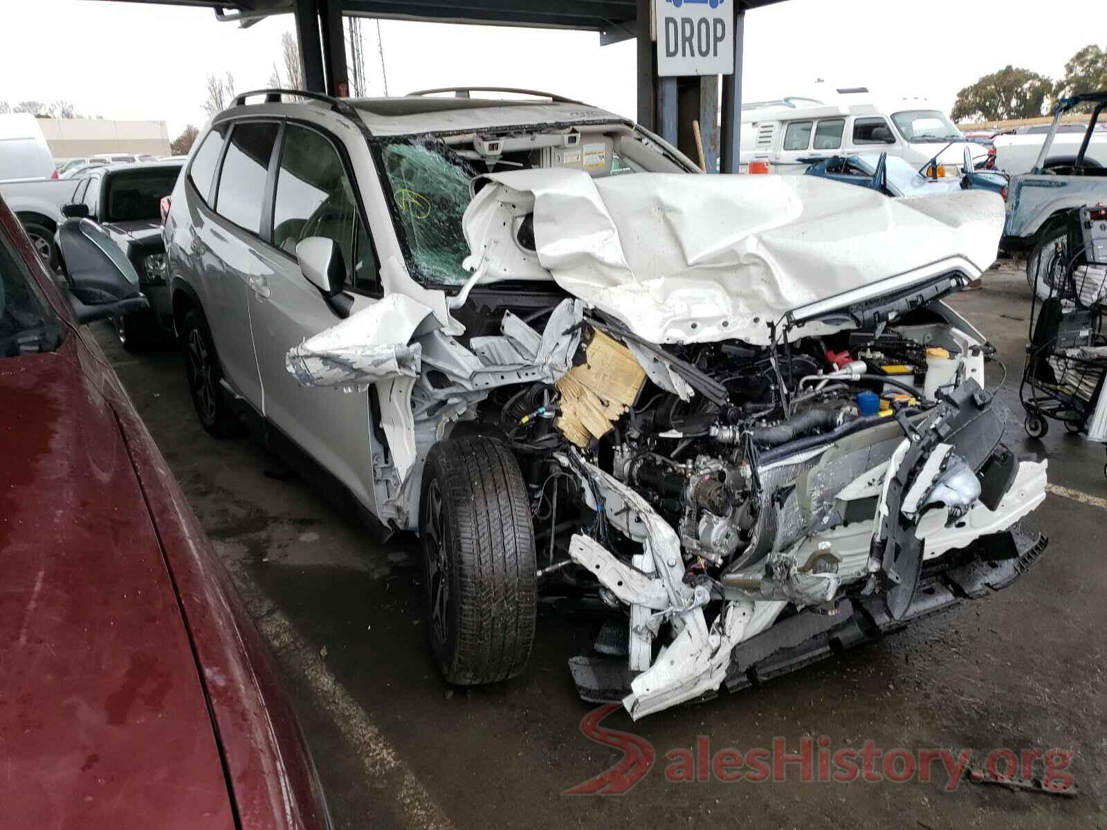 JF2SKAGC8KH573971 2019 SUBARU FORESTER