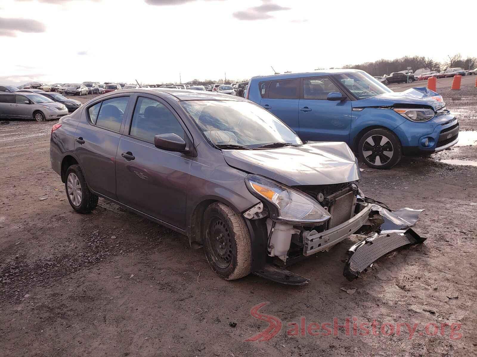 3N1CN7AP4JL811925 2018 NISSAN VERSA