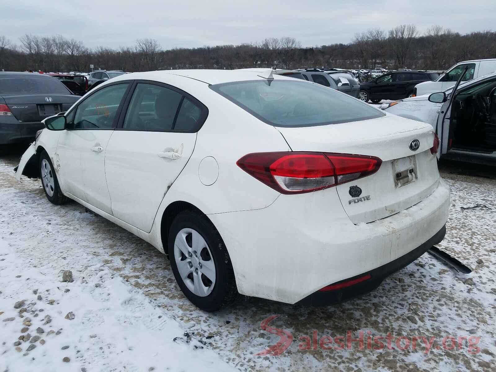 3KPFK4A78HE071070 2017 KIA FORTE