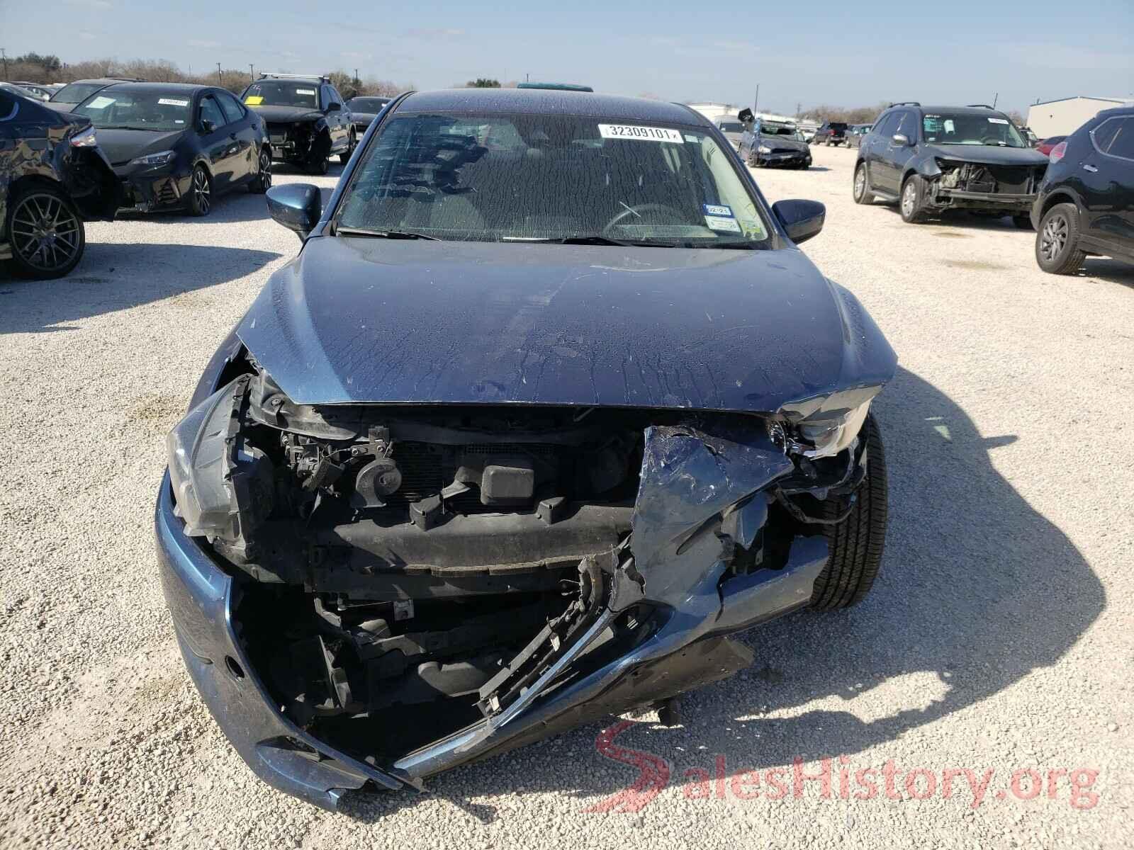 3MZBN1U78JM189791 2018 MAZDA 3