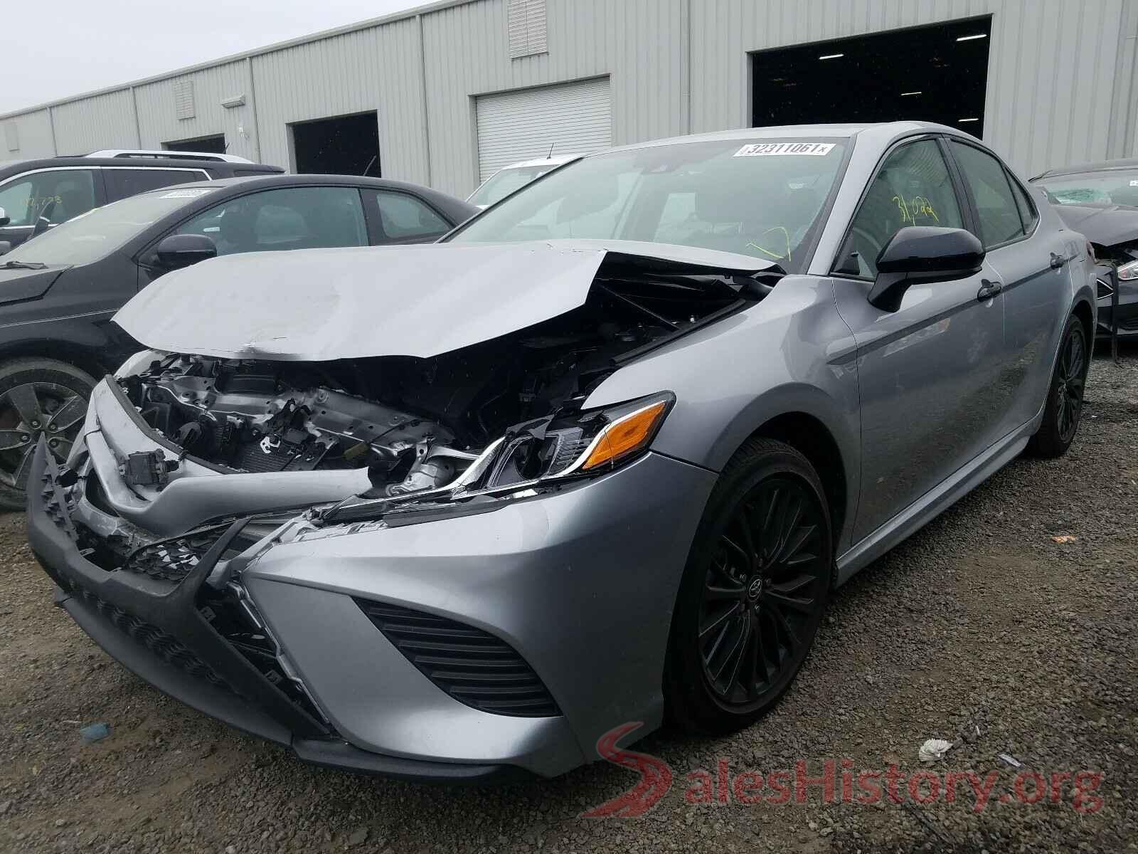 4T1G11AK6LU303357 2020 TOYOTA CAMRY