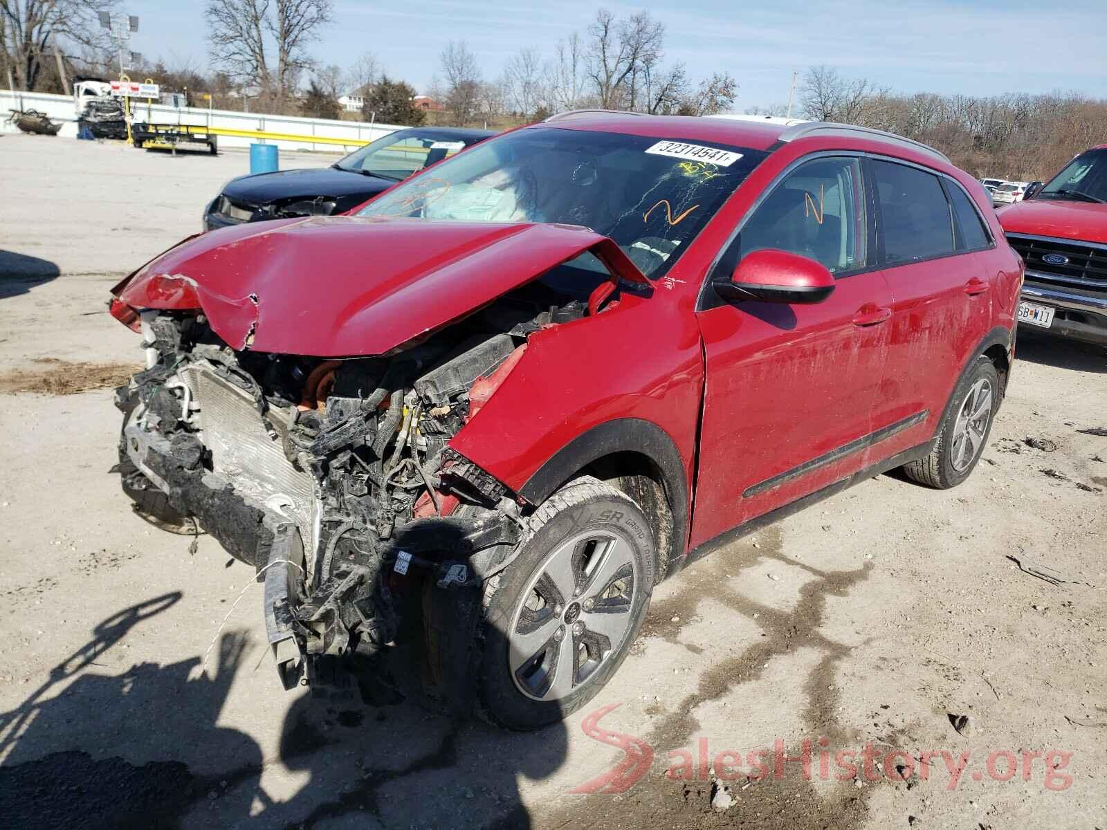 KNDCB3LC4J5119480 2018 KIA NIRO