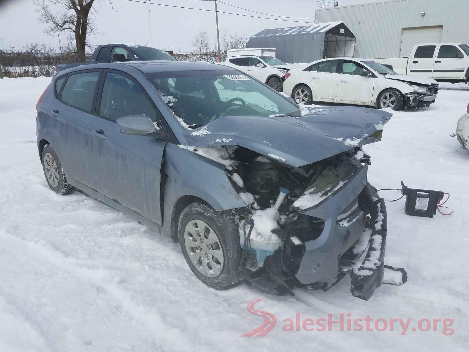 KMHCT5AE0HU357061 2017 HYUNDAI ACCENT