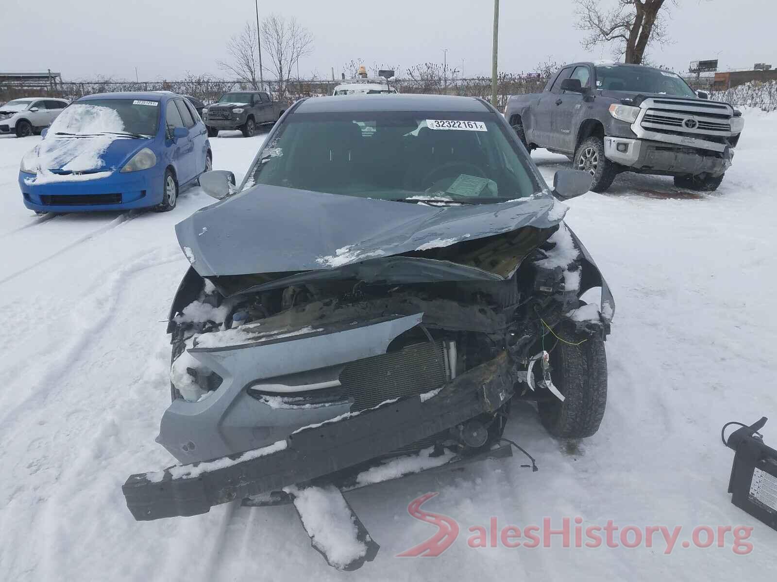 KMHCT5AE0HU357061 2017 HYUNDAI ACCENT