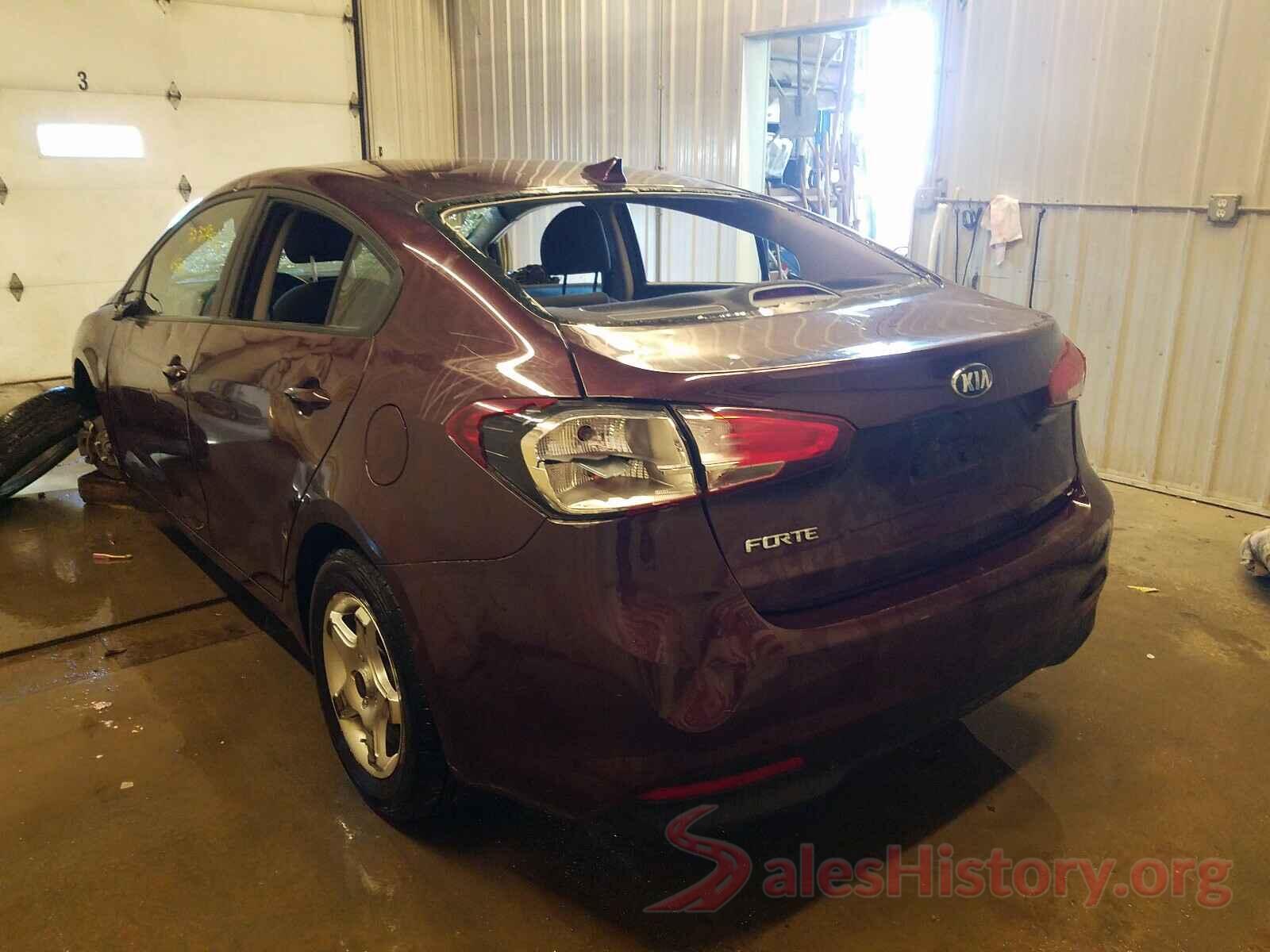 3KPFL4A75JE164177 2018 KIA FORTE