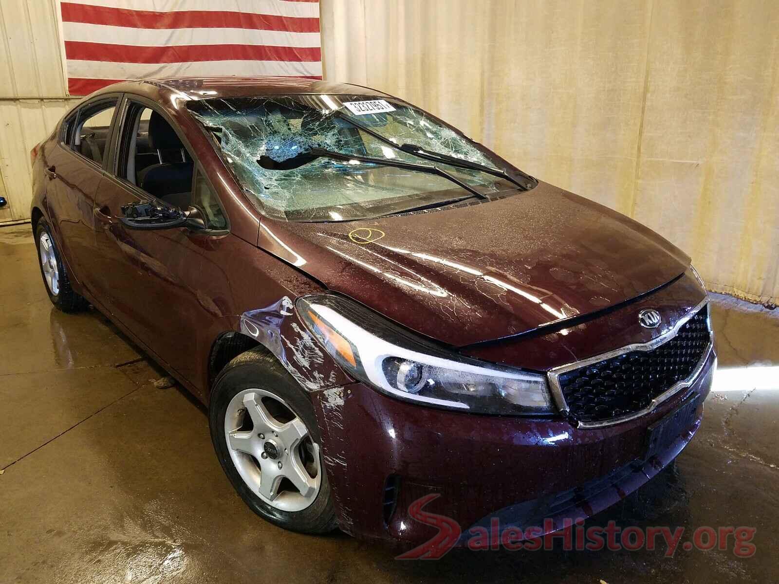 3KPFL4A75JE164177 2018 KIA FORTE