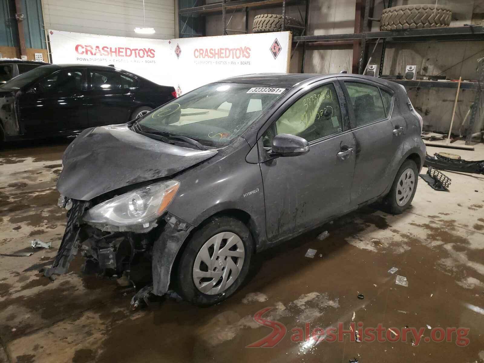 JTDKDTB37G1118461 2016 TOYOTA PRIUS