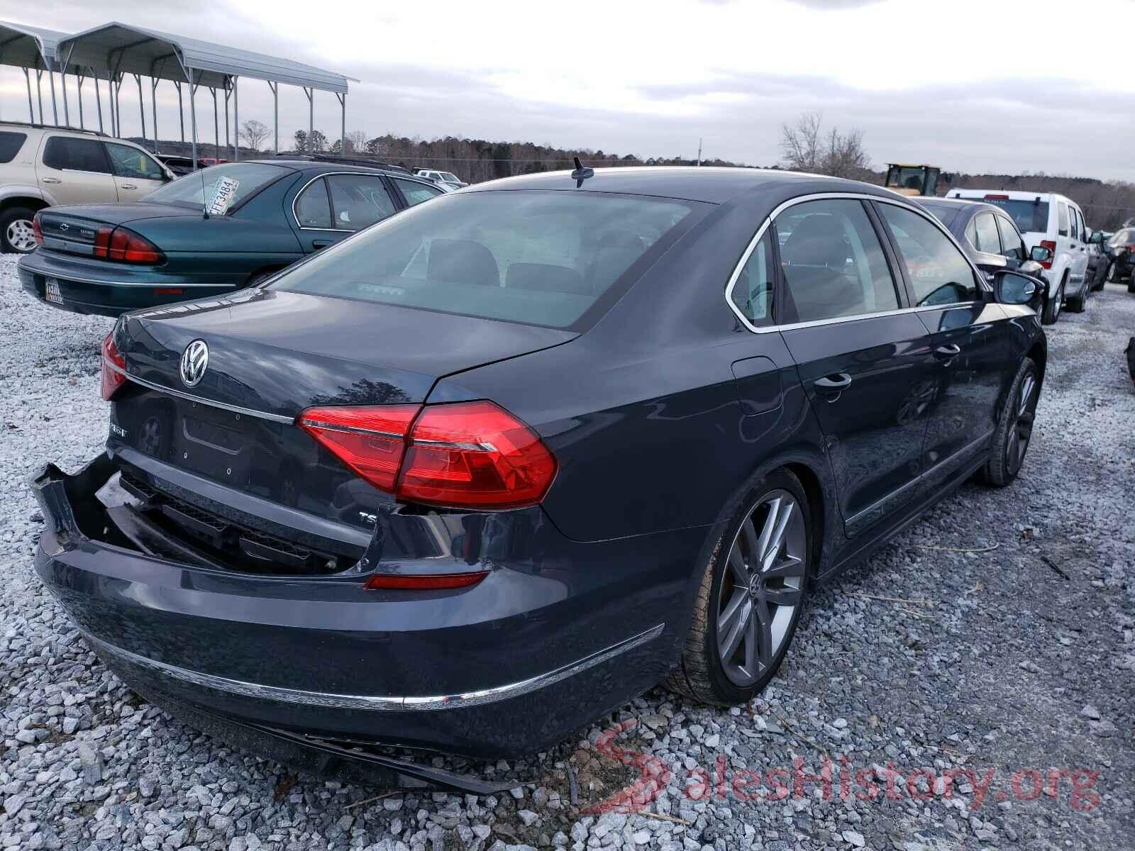 1VWAT7A33GC052712 2016 VOLKSWAGEN PASSAT