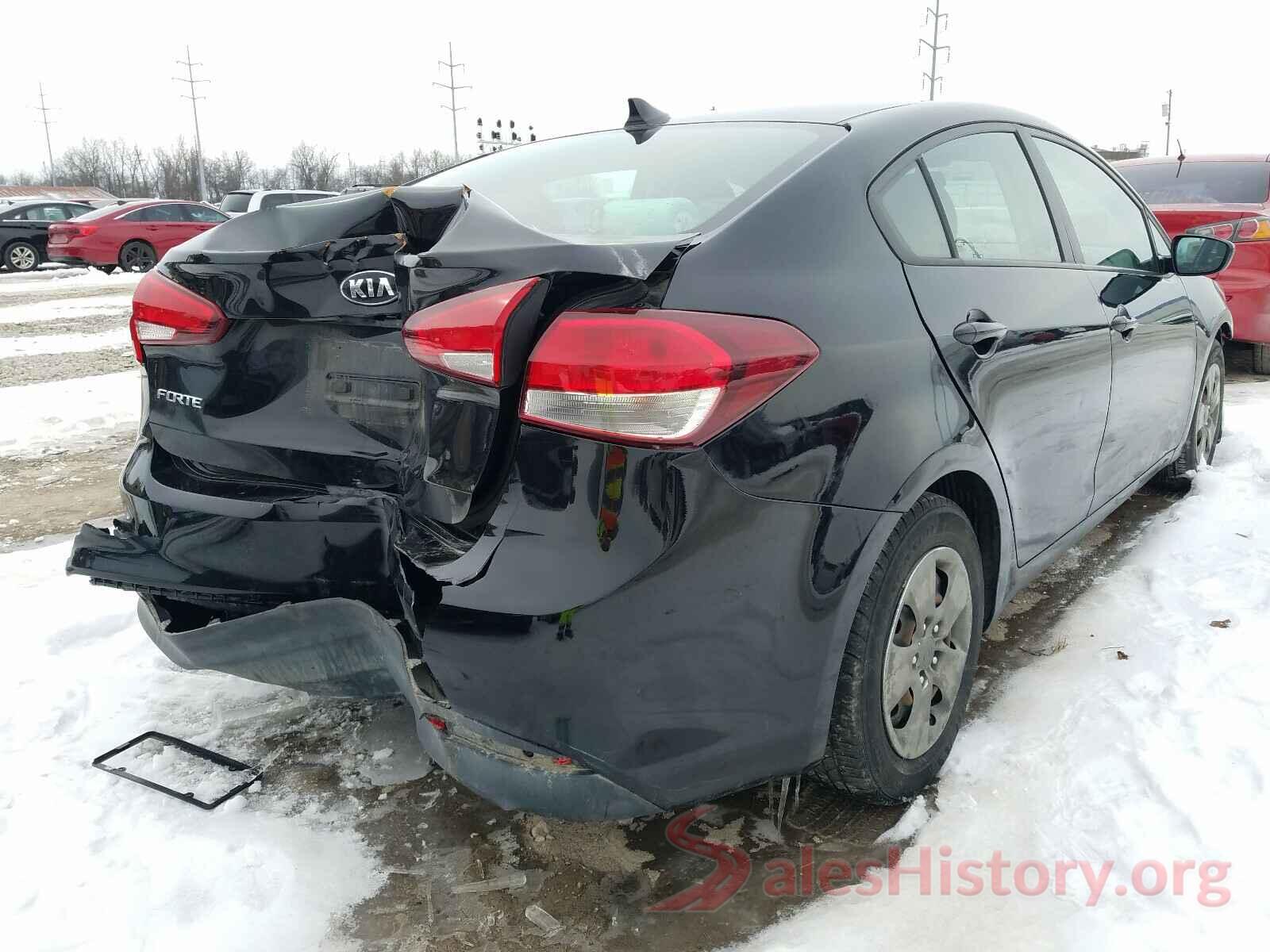 3KPFK4A77JE170016 2018 KIA FORTE