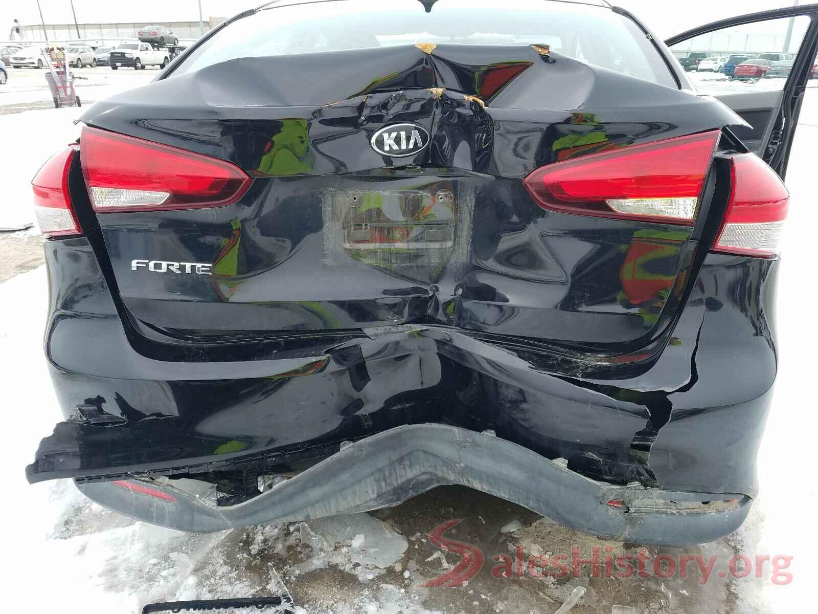 3KPFK4A77JE170016 2018 KIA FORTE