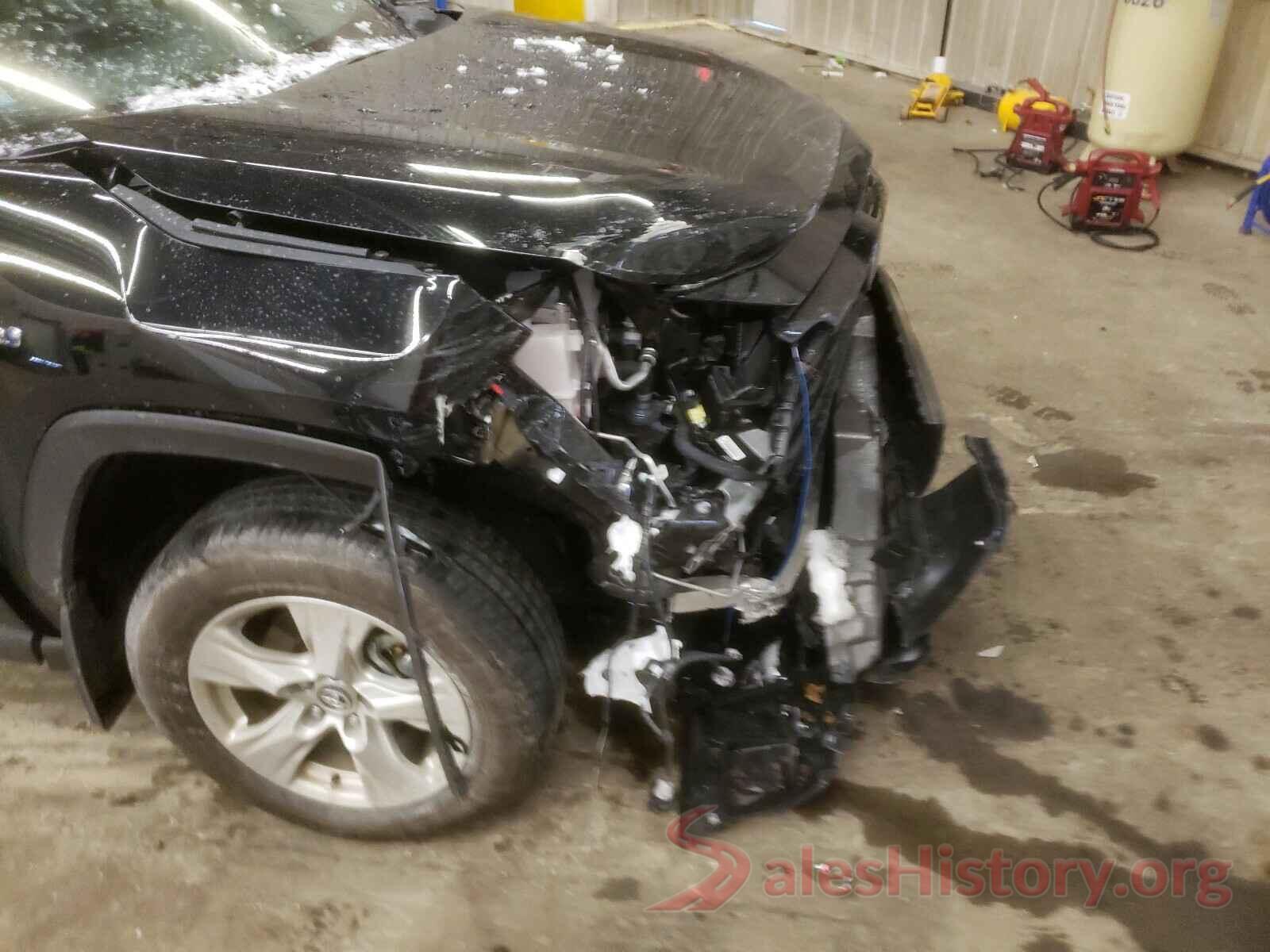 4T3R6RFV5LU001237 2020 TOYOTA RAV4