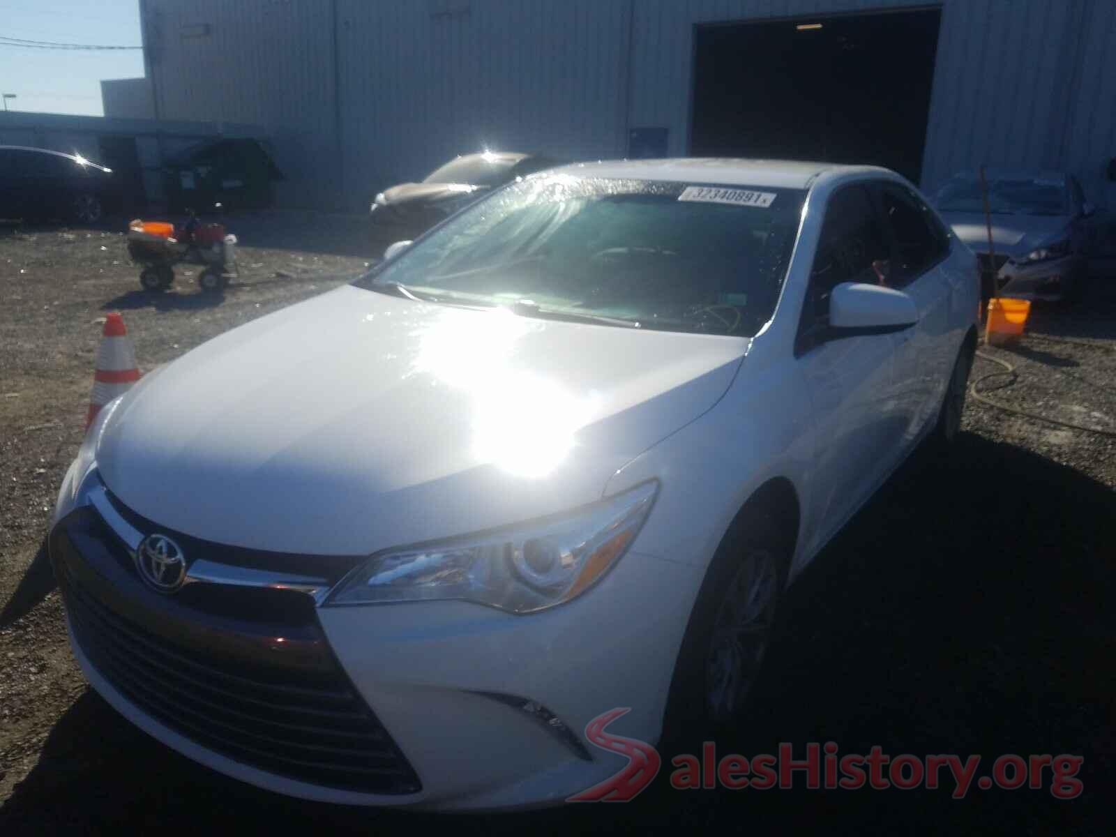 4T1BF1FK0HU364960 2017 TOYOTA CAMRY