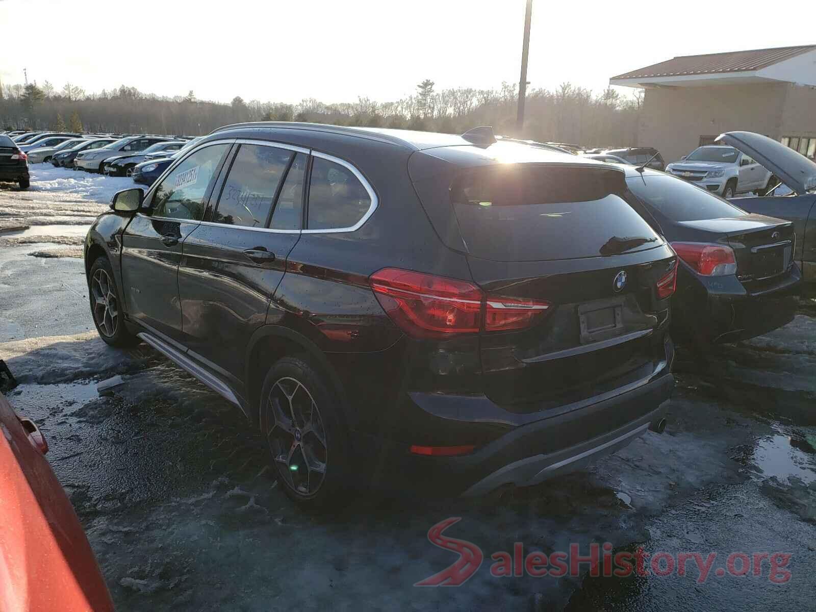 WBXHT3C33H5F81807 2017 BMW X1