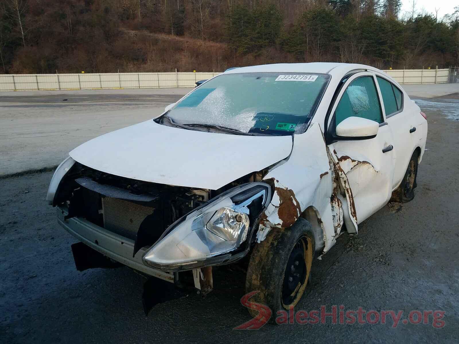 3N1CN7AP4KL823767 2019 NISSAN VERSA