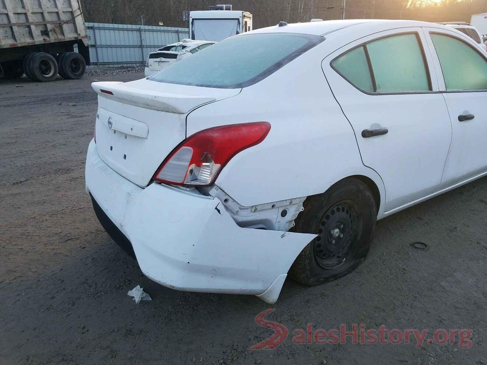 3N1CN7AP4KL823767 2019 NISSAN VERSA