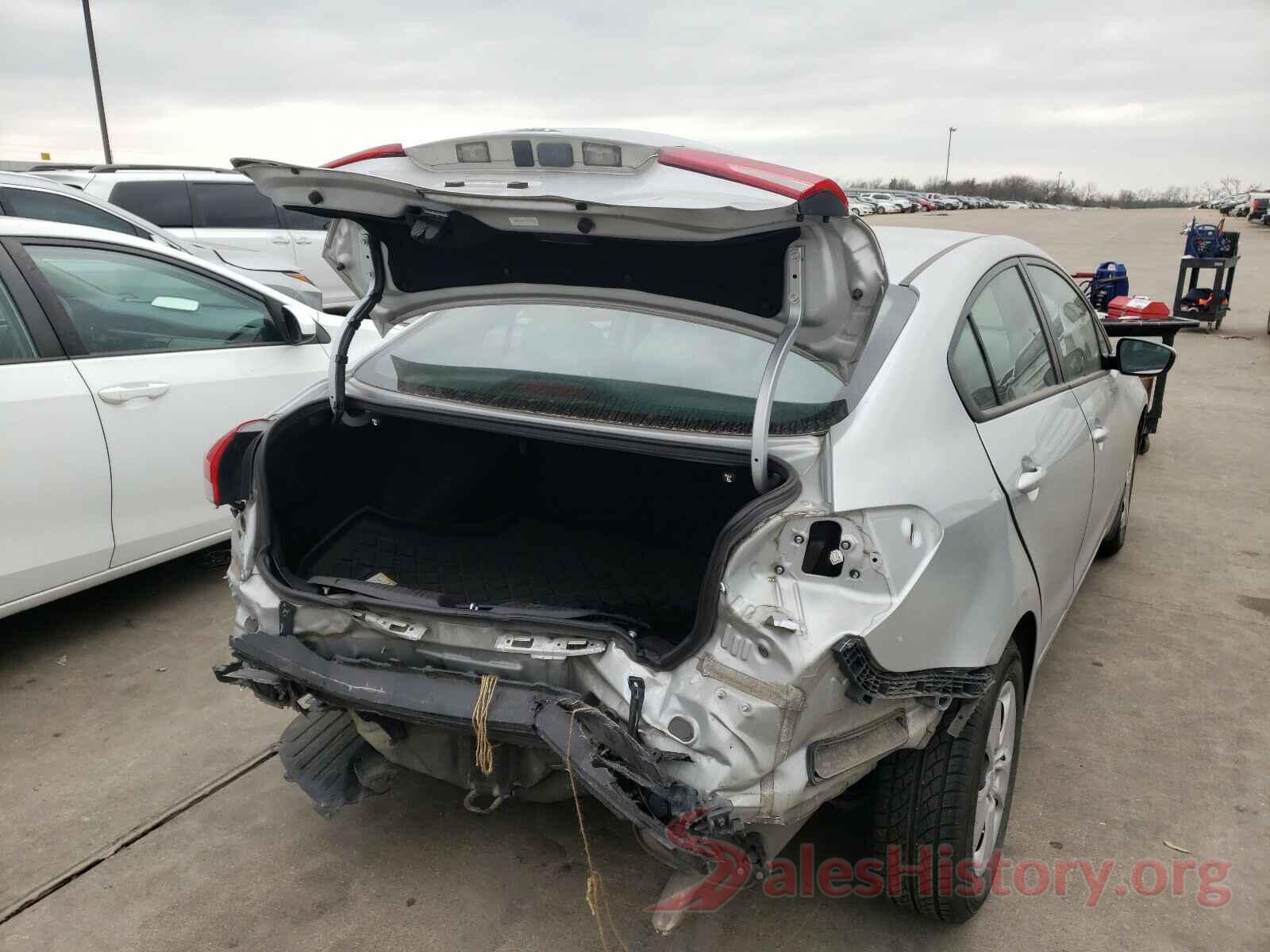 3KPFK4A77HE115186 2017 KIA FORTE