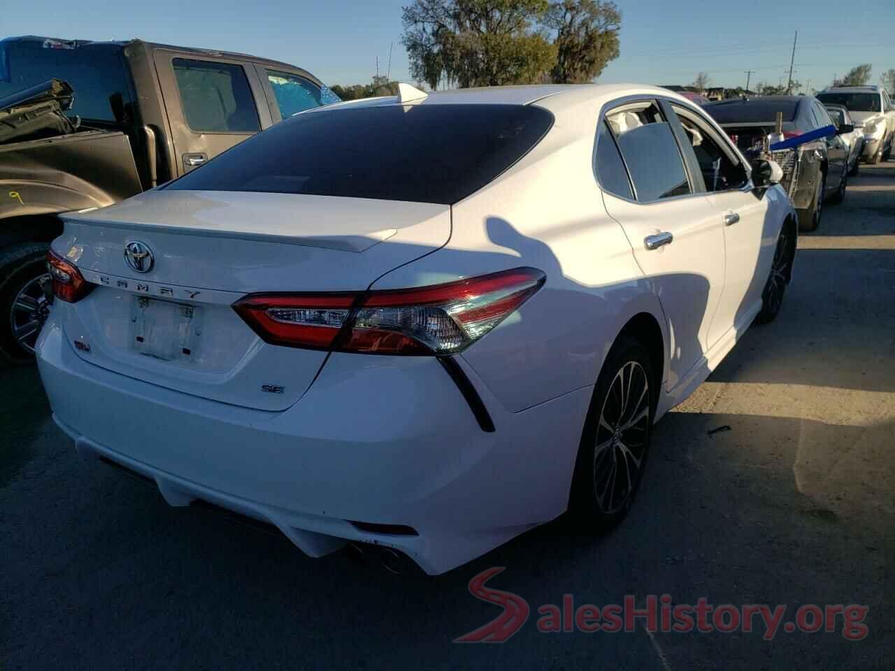 4T1B11HK2KU768989 2019 TOYOTA CAMRY