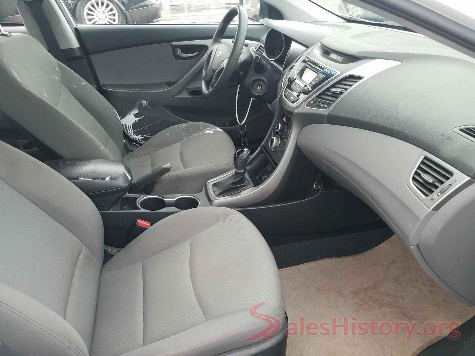 5NPDH4AE2GH779698 2016 HYUNDAI ELANTRA