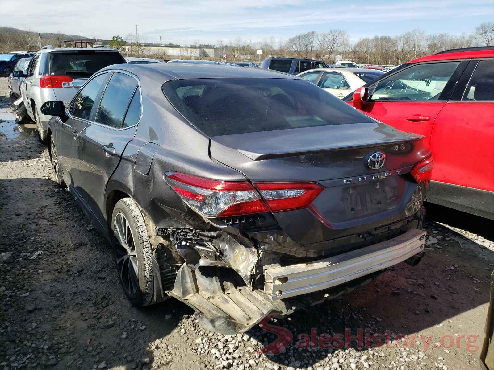 4T1B11HK0JU083369 2018 TOYOTA CAMRY