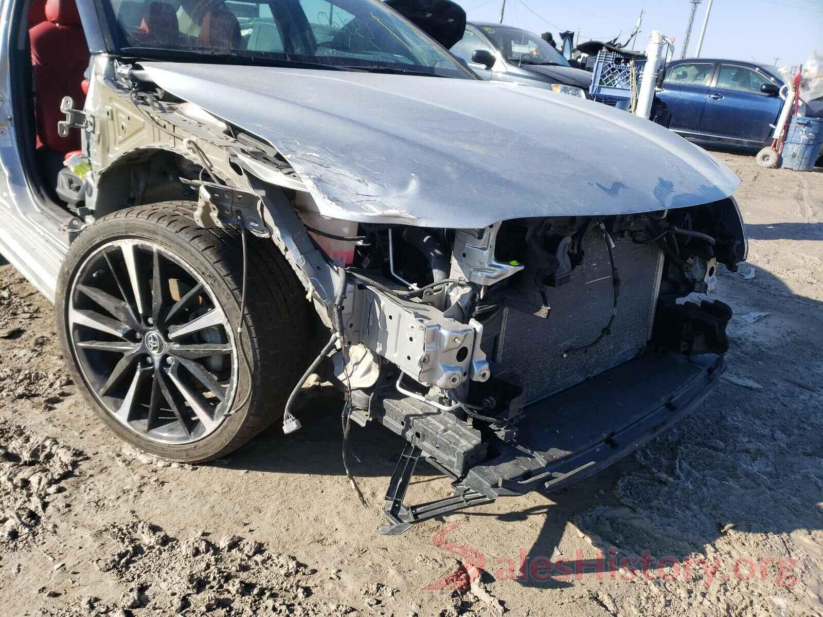 4T1BZ1HK8JU019718 2018 TOYOTA CAMRY