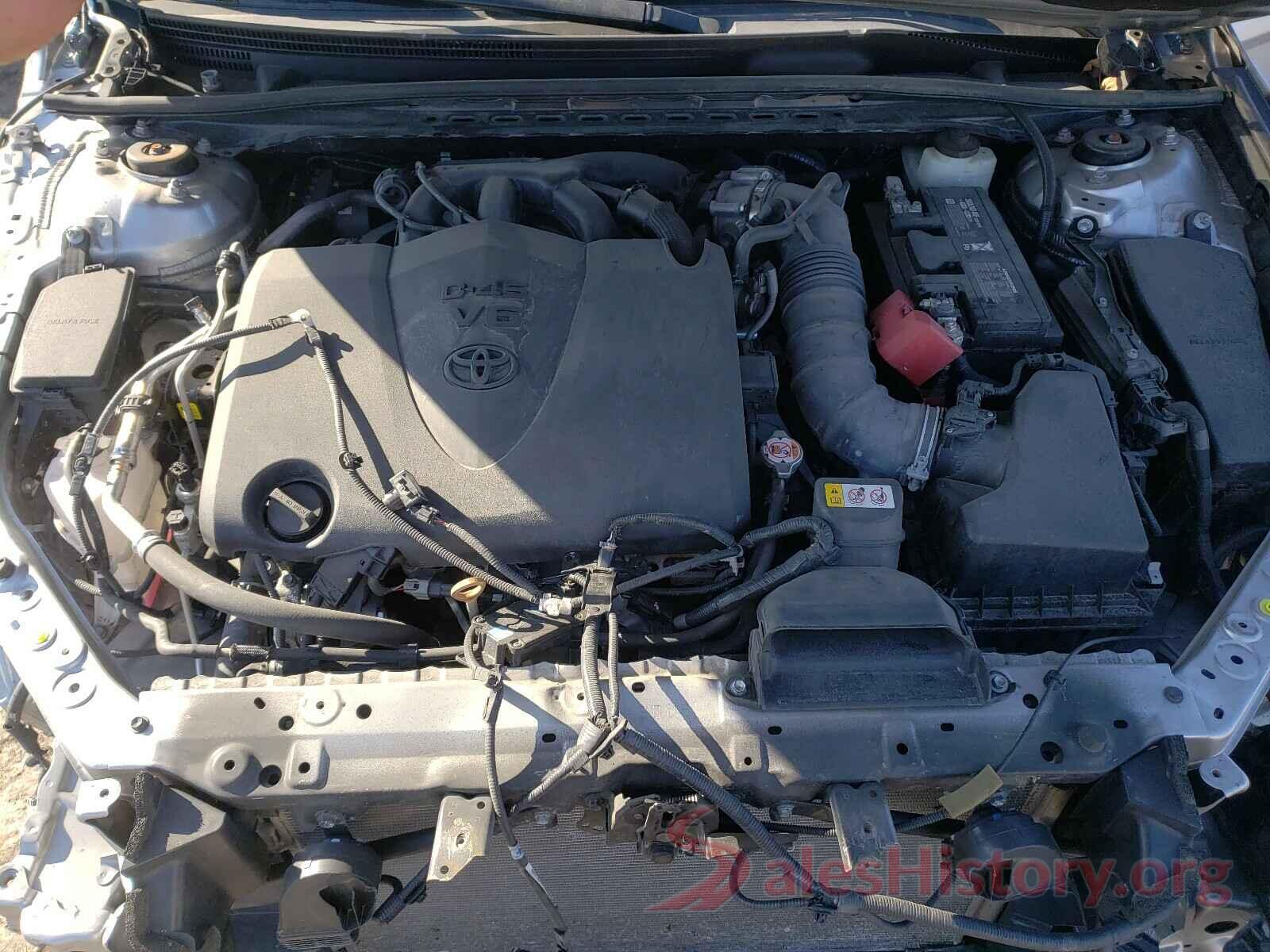 4T1BZ1HK8JU019718 2018 TOYOTA CAMRY