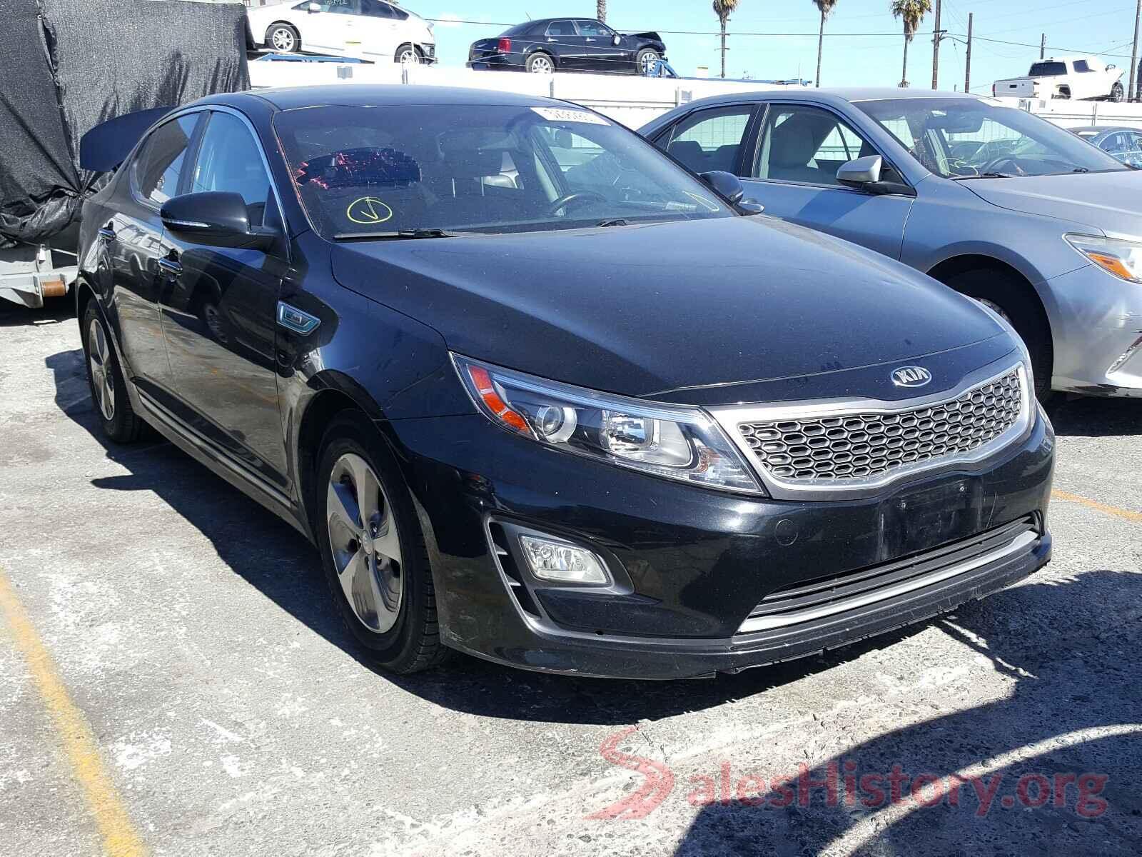 KNAGM4ADXG5096063 2016 KIA OPTIMA