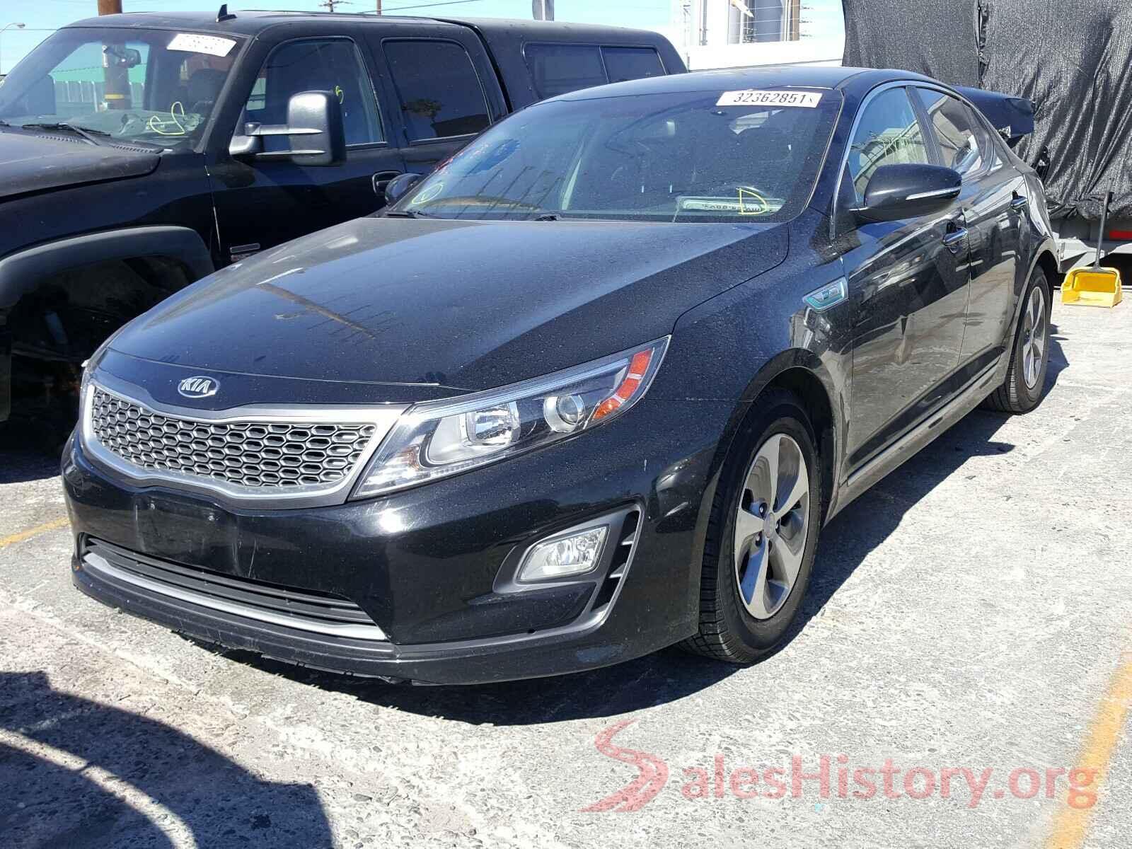 KNAGM4ADXG5096063 2016 KIA OPTIMA