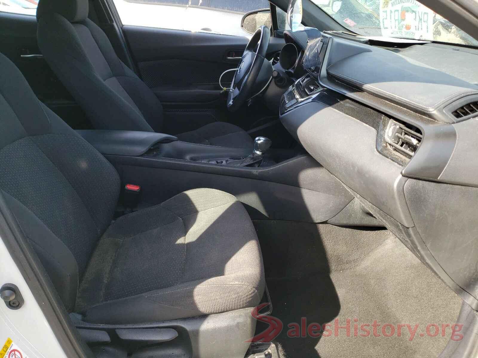 NMTKHMBX0JR060327 2018 TOYOTA C-HR