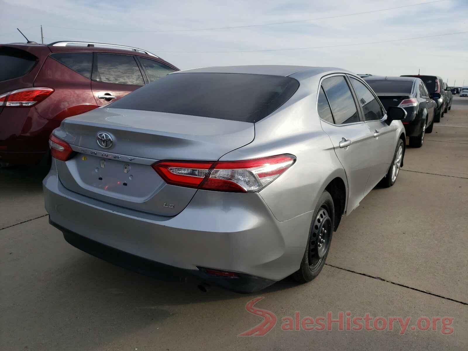 4T1B11HK2JU634806 2018 TOYOTA CAMRY