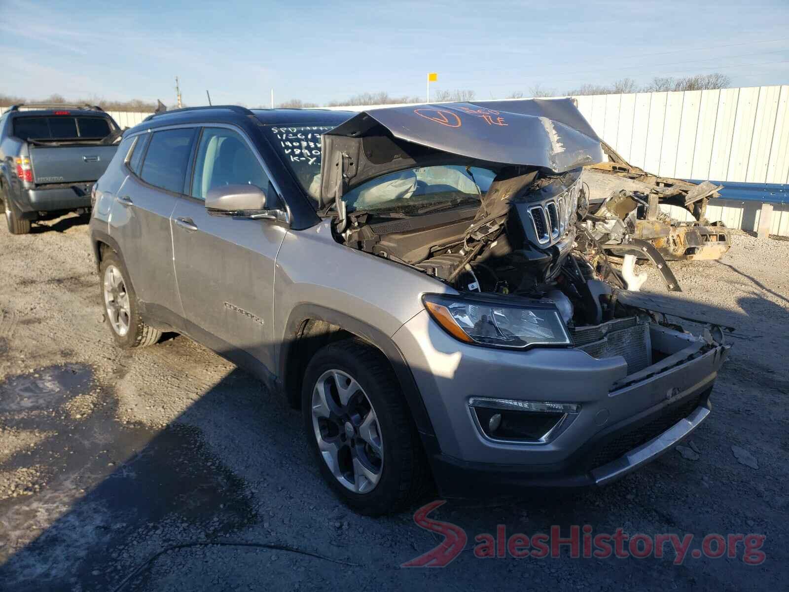 3C4NJCCB5KT748900 2019 JEEP COMPASS