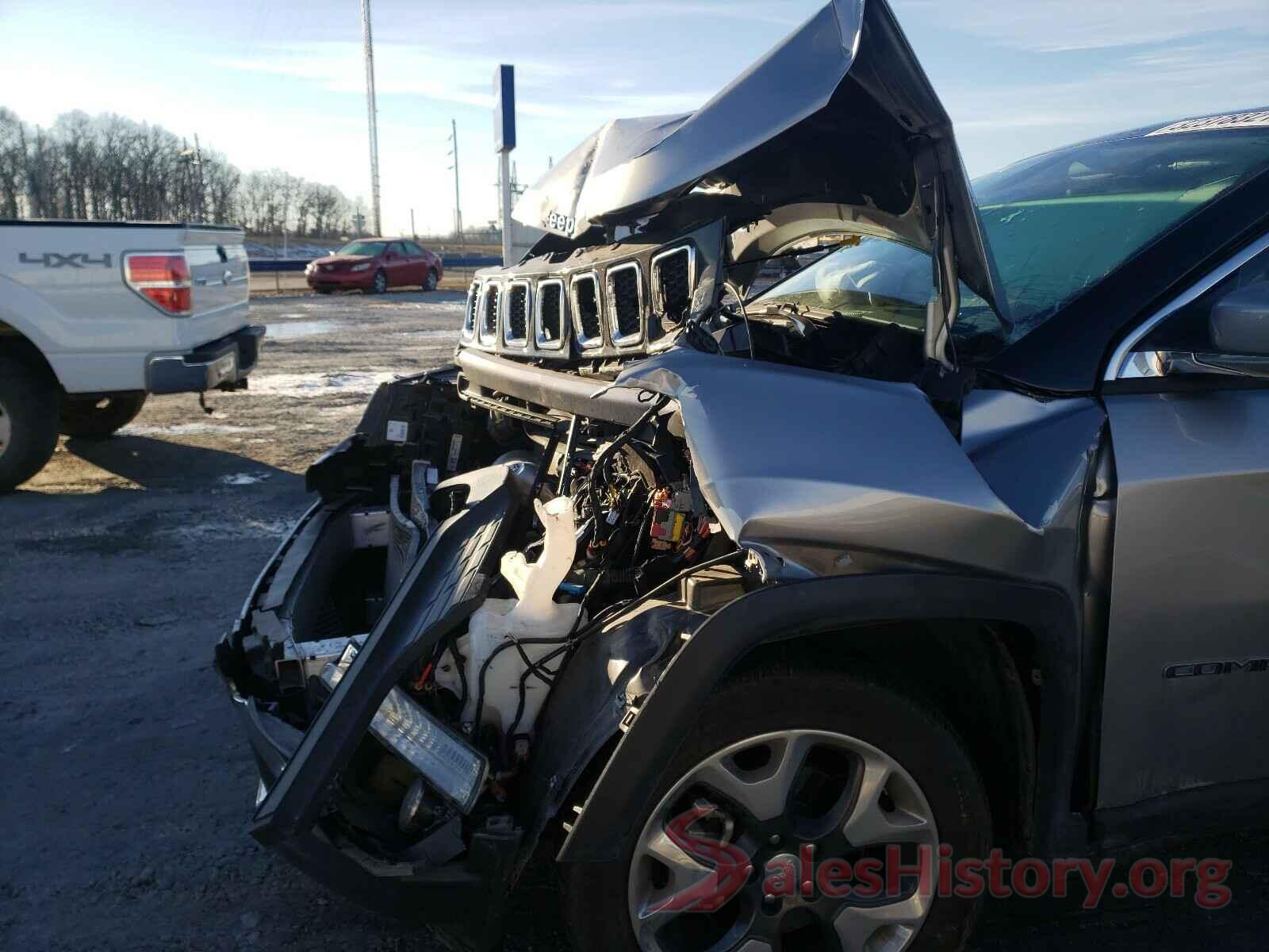 3C4NJCCB5KT748900 2019 JEEP COMPASS