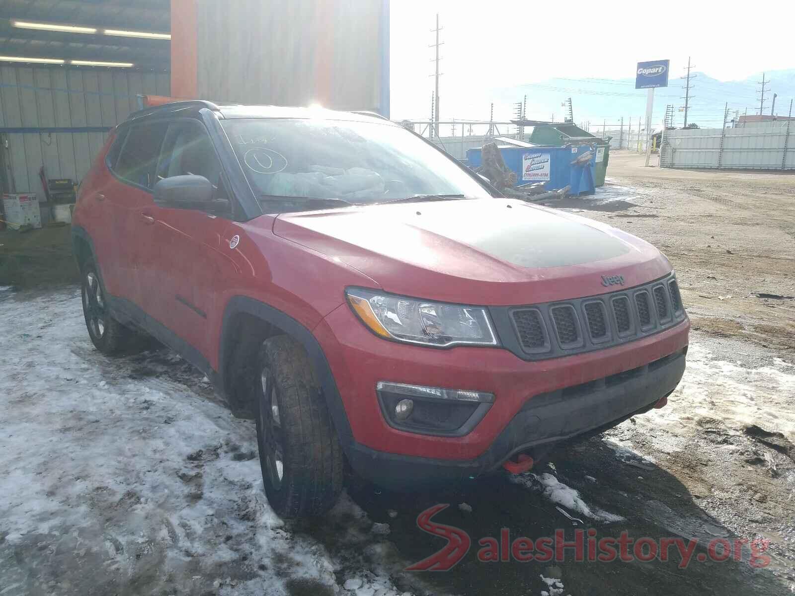 3C4NJDDB5JT451242 2018 JEEP COMPASS