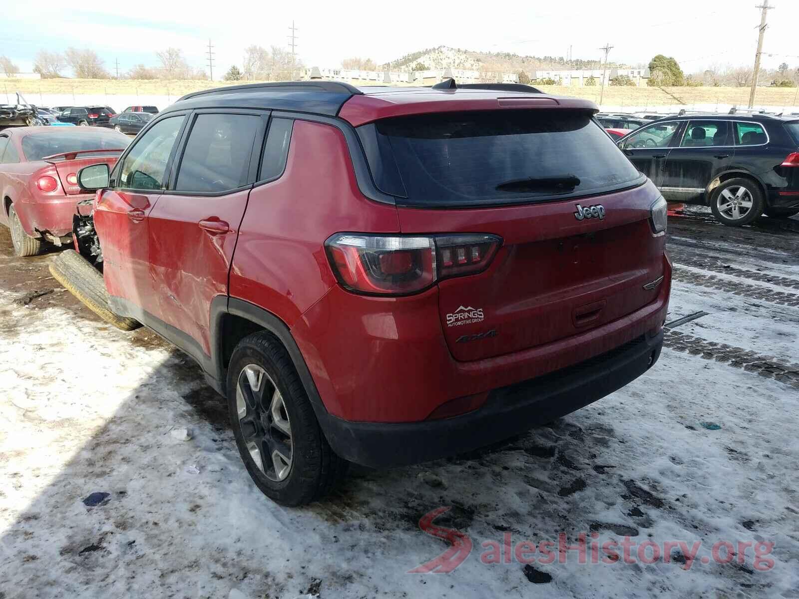 3C4NJDDB5JT451242 2018 JEEP COMPASS